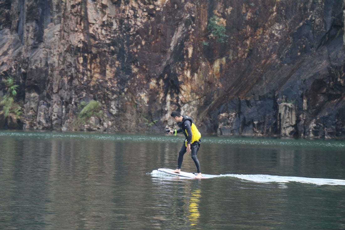 foil drive assist plus, Foilboard accessories​​, Carbon foil mast​​