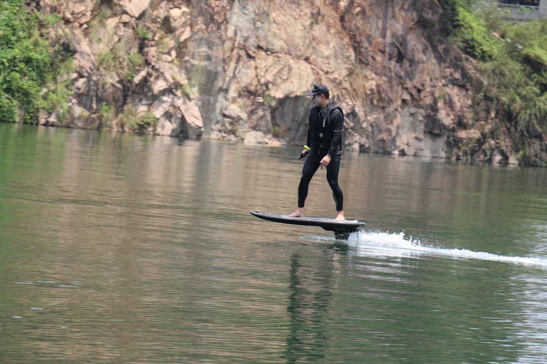The Rise of the Electric Hydrofoil: Fly Above the Water with ASUFUN