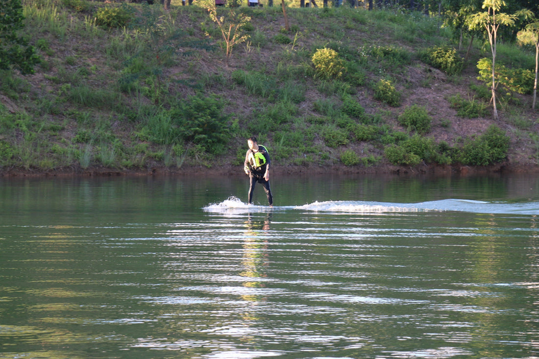 Rider gliding effortlessly above the water on an electric hydrofoil board, showcasing power, balance, and freedom.
